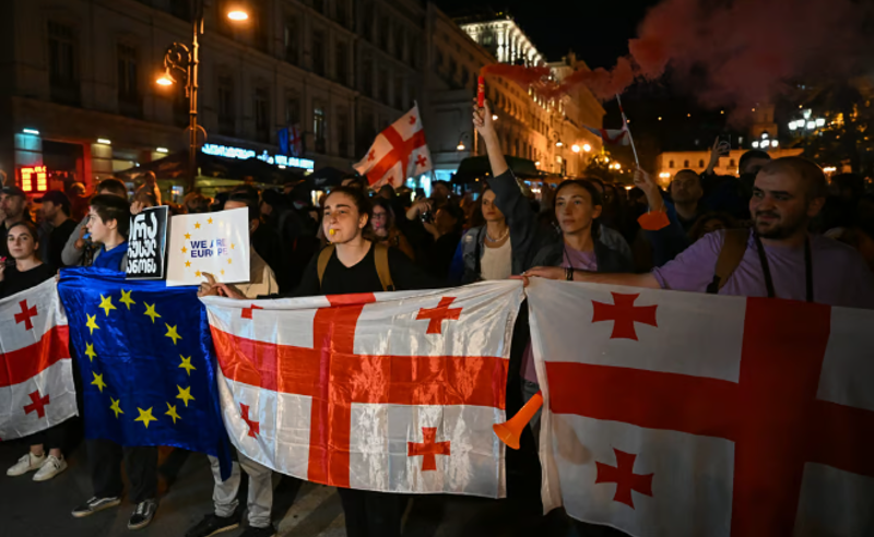 politico: ევროკავშირი საქართველოს აფრთხილებს, ოპოზიციური პარტიები არ აკრძალოს