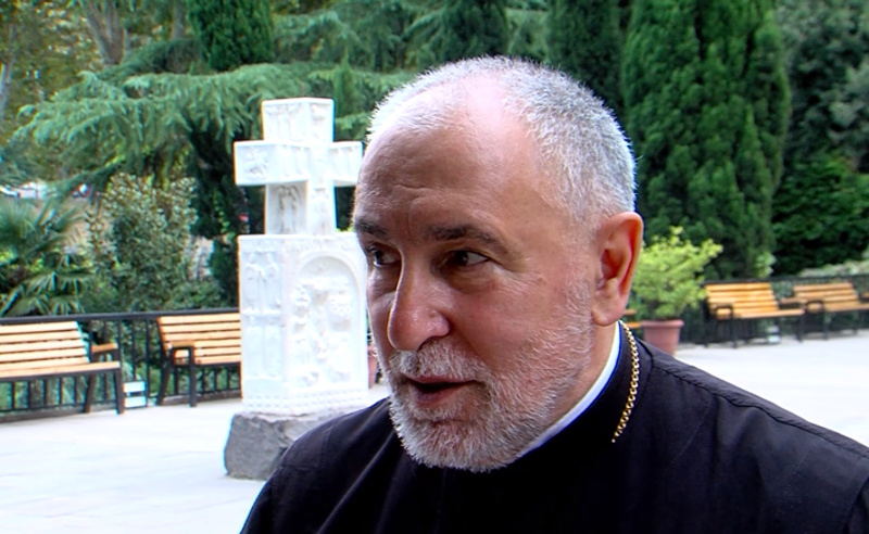 მამა გიორგი ზვიადაძის ინფორმაციით, "ოცნების" შეთავაზებას საპატრიარქოსგან უარი ექნება