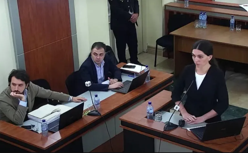 “როცა ვამბობთ: - უცხო სამკაული, უცხო ვარცხნილობა ან უცხო გარეგნობა, ეს აპრიორი არ ნიშნავს, რომ ან დადებითისკენ გადავიხარეთ ან - უარყოფითისკენ“- პარლამენტის წარმომადგენელი