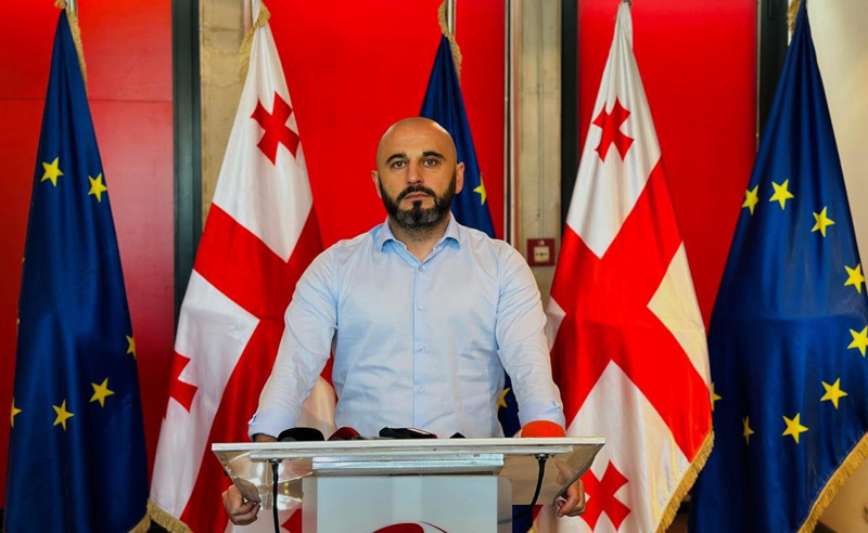 ხაბეიშვილი: წარმოუდგენელი და მძიმე საყურებელია, რომ ოლიგარქი, მილიარდერი კაცი "დუშ-კაბინით" მოძრაობდეს ხალხთან შეხვედრაზე
