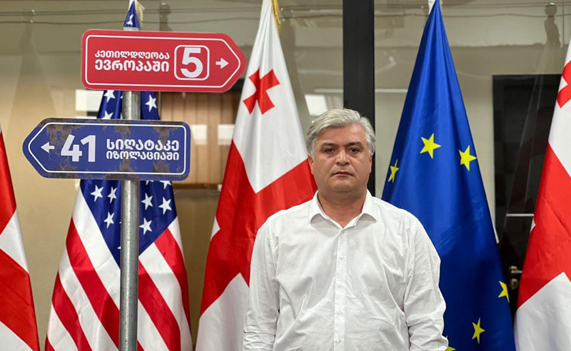 “ერთიანობა ნაციონალური მოძრაობის” წევრი ამბობს, რომ სახლთან დახვდნენ და დაემუქრნენ