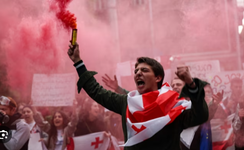 Financial Times: "დასავლეთი საქართველოში კრიზისისთვის უნდა მოემზადოს"