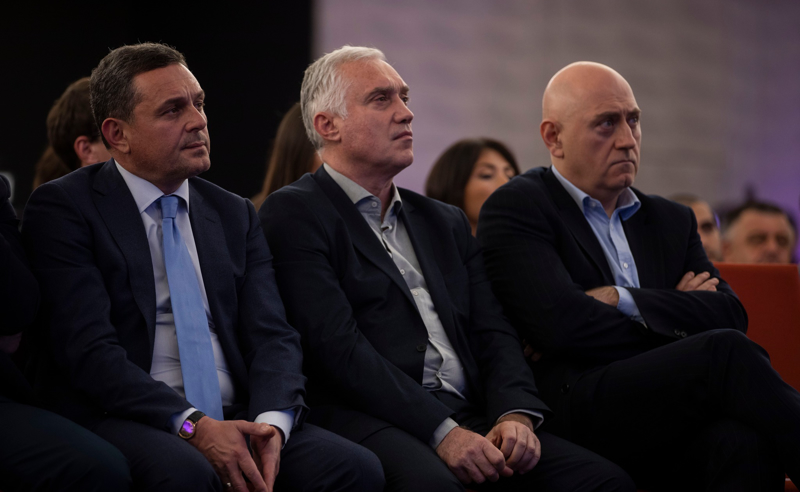 გიორგი ქოჩორაშვილის მამა ათეულშია - გახარიამ საარჩევნო სია წარადგინა