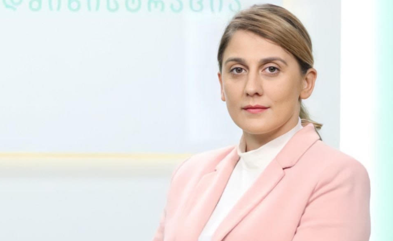 სხვადასხვა ნომრიდან რეკავენ საარჩევნო ოლქების "სტრატეგია აღმაშენებლის" წევრებთან, თითქოს, მე ვავალებ სხდომებზე ჩხუბის ატეხვას - კობახიძე