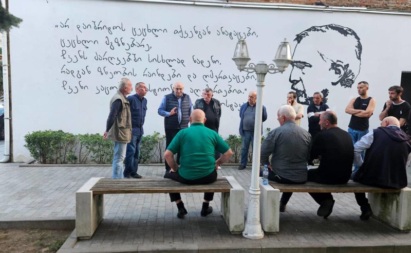 „ევროპელი დემოკრატების“ თავმჯდომარე პაატა დავითაია რეგიონებში წინასაარჩევნო შეხვედრებს მართავს  
