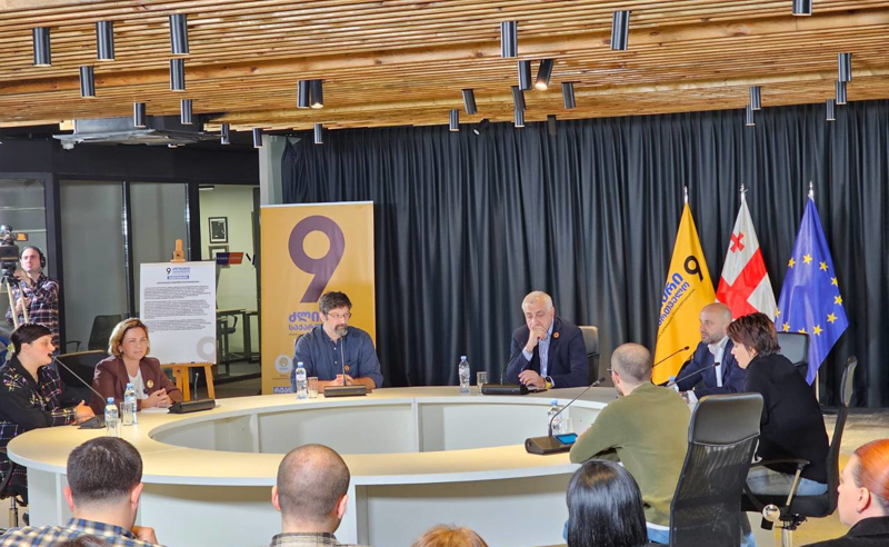 "ძლიერმა საქართველომ" "განათლების დეკლარაციას" მოაწერა ხელი - რას ითვალისწინებს მანიფესტი