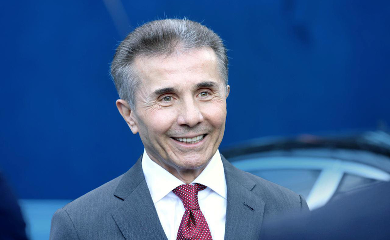 ივანიშვილი ამტკიცებს, რომ მათი პროგრამა იმდენად "შთამბეჭდავია", რომ "მტრებს თვალებს უბრმავებს"