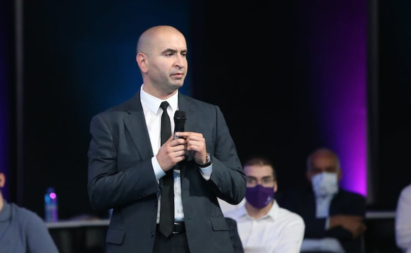 ქემოკლიძე ამბობს, რომ დღეს საქართველოში ხალხის მოსმენის ოპერატიულ ტექნიკური ბაზა მხოლოდ სუსს გააჩნია