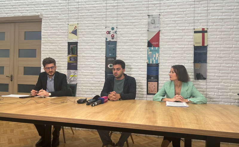 სოციალური სამართლიანობის ცენტრი: ნიკოლოზ მანაგაძის ჯგუფური ძალადობის საქმის მასალების გაცნობა და გადმოცემა უკანონოდ ჭიანურდება