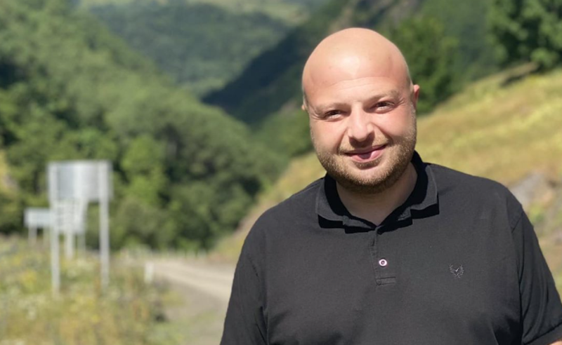 შსს-ს ყოფილი თანამშრომელი ამბობს, რომ აქციების დარბევაზე აზრის გამოთქმის გამო, სამსახურიდან წასვლა მოსთხოვეს