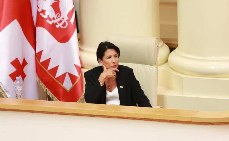 საქართველოს მთავრობა რუსეთთან ერთად მუშაობდა - ზურაბიშვილი Associated Press-თან