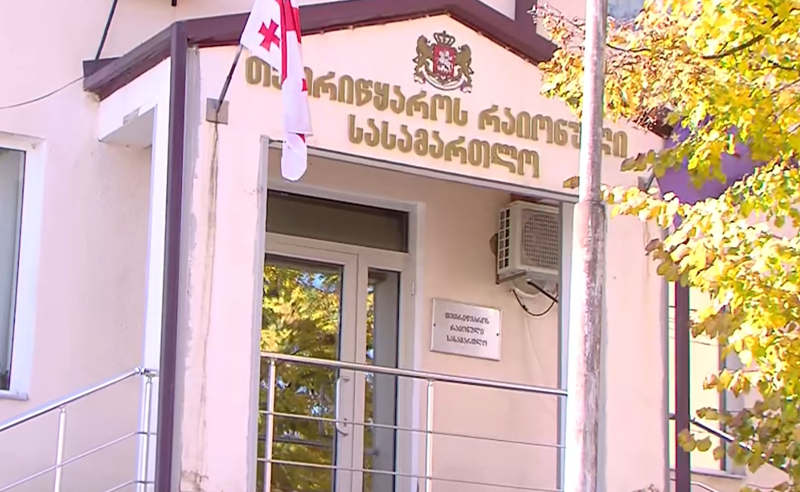 დაირღვა თუ არა ხმის მიცემის ფარულობა? - თეთრიწყაროს რაიონულ სასამართლოში პროცესი მიმდინარეობს