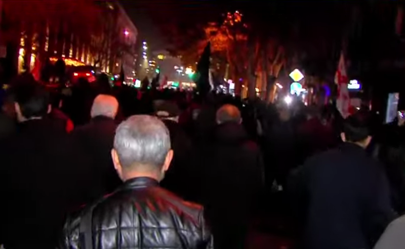 "უშენოდ არ გამოვა" -  რესპუბლიკის მოედნიდან საპროტესტო მსვლელობა დაიწყო 