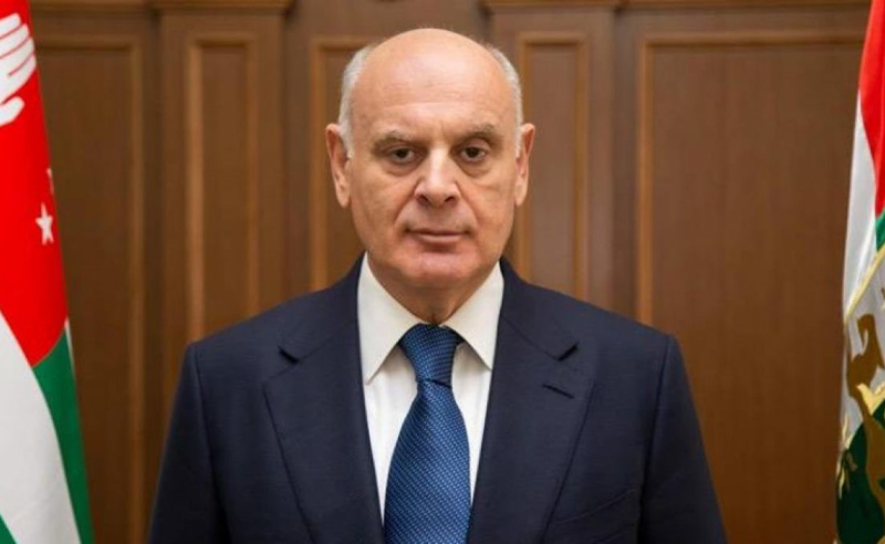 ოკუპირებული აფხაზეთის ე.წ. პრეზიდენტი ასლან ბჟანია გადადგა