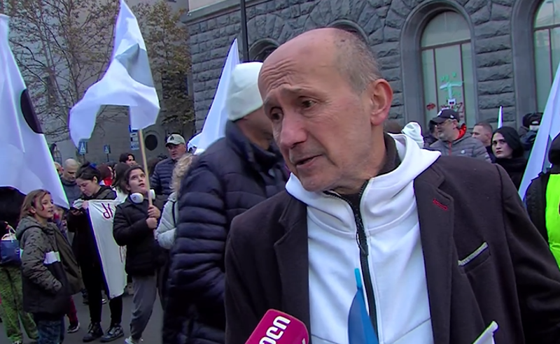 ახლა ყველამ უნდა დაივიწყოს კომფორტის ზონა, გამოვიდნენ და ერთად დავდგეთ- ნიკო ცეცხლაძე