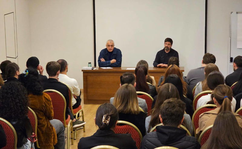 სტუდენტური პარლამენტი, ალტერნატიული პარლამენტის შექმნის შესახებ “ძლიერი საქართველოს” ინიციატივას უერთდება