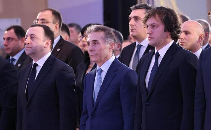 İvanişvili və Kobaxidze mandatından imtina edir