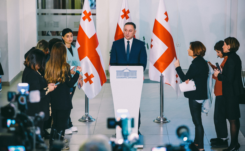 გომელაური: "თუ სანქციები უნდა დაუწესონ, მე უნდა დამიწესონ, მე გავცემ ბრძანებებს და არა "ხარება" 