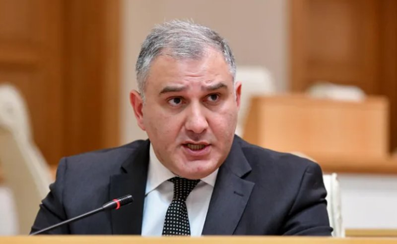 სიმბოლური ფუნქციის მატარებელი იქნება - როგორ ამართლებს "ოცნება" ყაველაშვილის უდიპლომობას