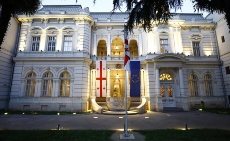 EU-ს ელჩები პრეზიდენტთან იკრიბებიან