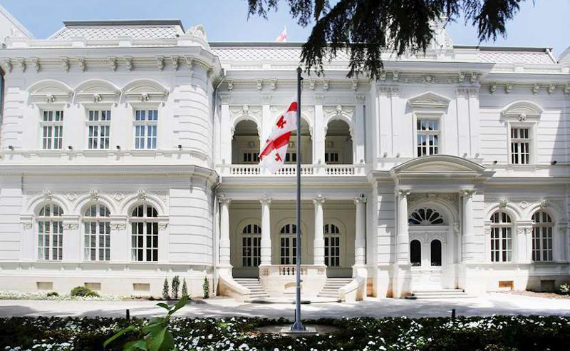 ევროპული მომავლის მცველები ათონელის რეზიდენციასთანაც იკრიბებიან