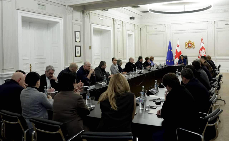 "ან ვართ ერთად ან არ ვიქნებით" - პრეზიდენტმა ოპოზიციას გაერთიანებისკენ მოუწოდა 