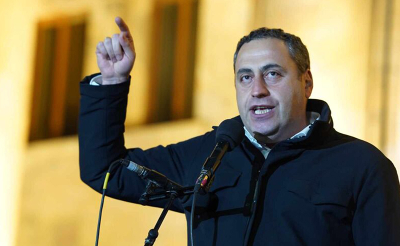 მივდივართ რუსთაველზე, გადაწყვეტილებებს ხალხთან ერთად მივიღებთ -ვაშაძე