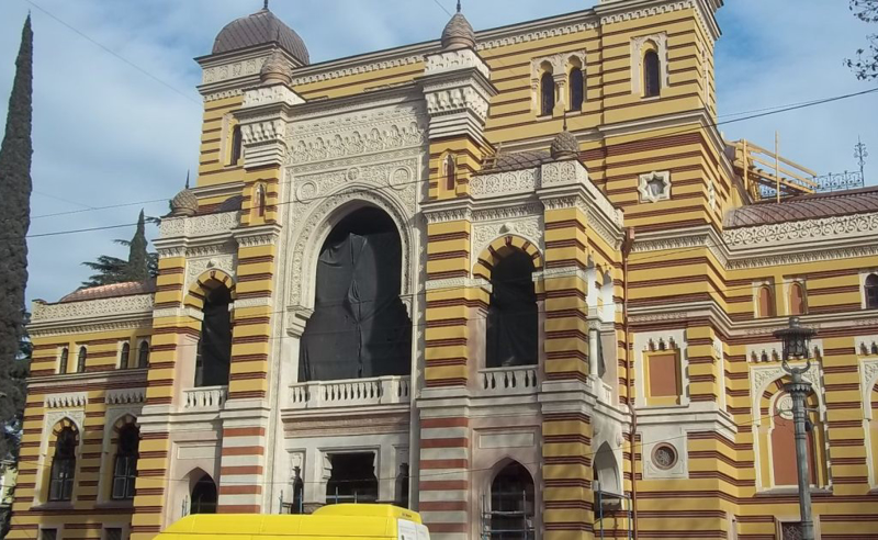 ქვეყანაში მიმდინარე მოვლენებიდან გამომდინარე ოპერისა და ბალეტის თეატრმა სპექტაკლები გადადო