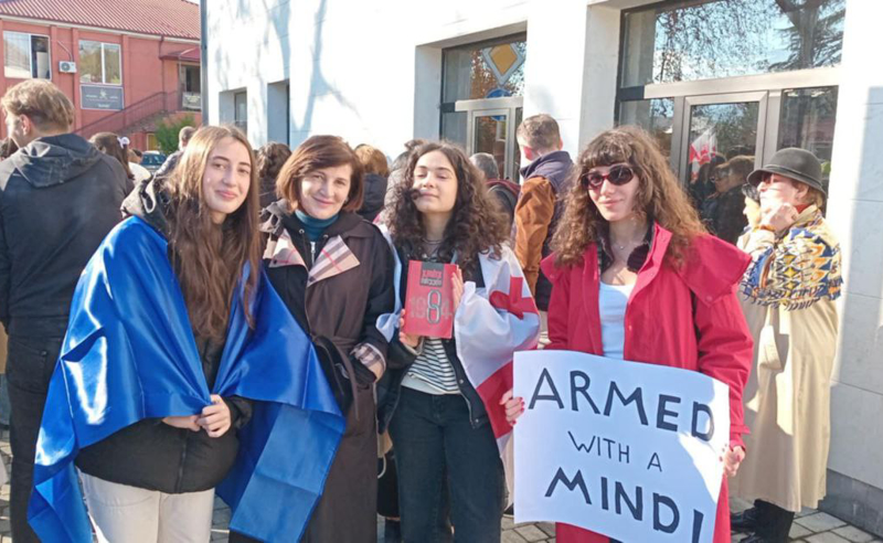 ჩოხატაურში, "ოცნების" ოფისის წინ საპროტესტო აქცია გაიმართა