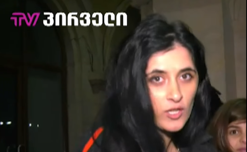 მოქალაქე გორიდან: „ჩემი დაჭრილი მამა ფრონტზე შეტრიალდა იმ ღორების დასამარცხებლად და თქვენ მე ვერ მასწავლით, რომ მაგათი მონა უნდა ვიყო“ 