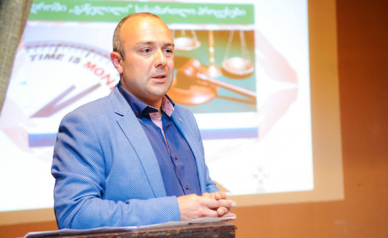 თქვენი შვილები გარეთ დგანან და მონობას, “ჩმორობას“ და ქვეყნის გაყიდვას არ გაპატიებენ - ივა ჭყონიას მიმართვა