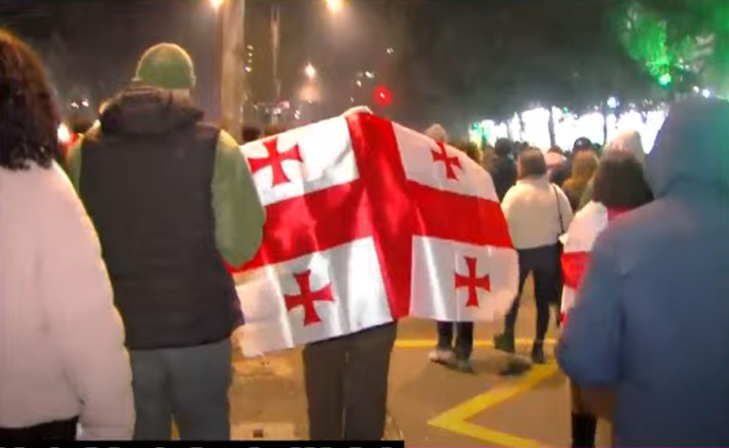 თავისუფლებისთვის ბრძოლა არ გაჩერდება გამარჯვებამდე! - ბათუმში საპროტესტო მსვლელობა იმართება 