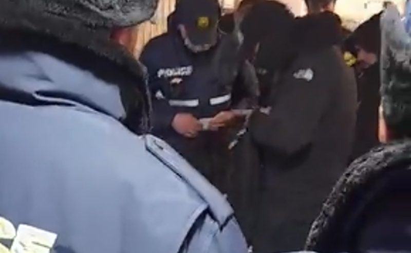 "Azadlıq Meydanı" metrosunda vətəndaşlar üzərində axtarış aparılır