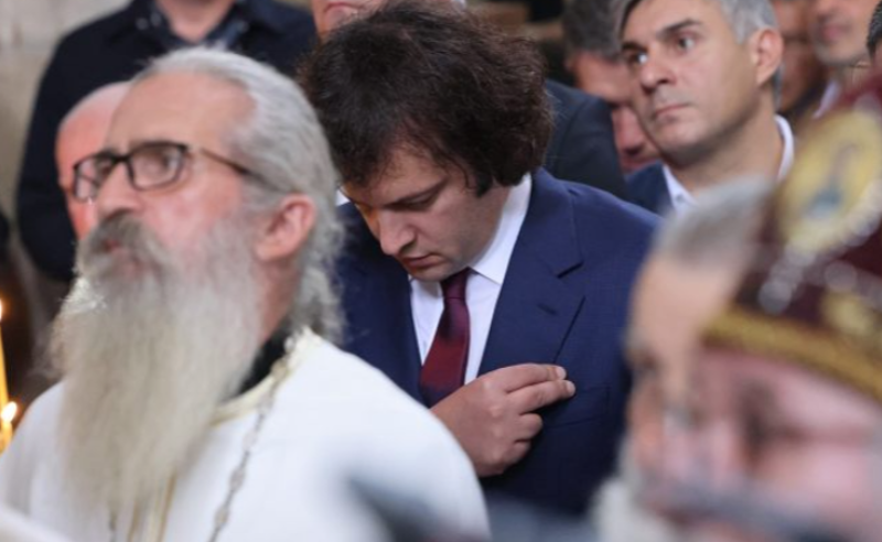 კობახიძემ ეკლესიას 1 ლარად ჰექტრობით მიწის ნაკვეთები გადასცა 
