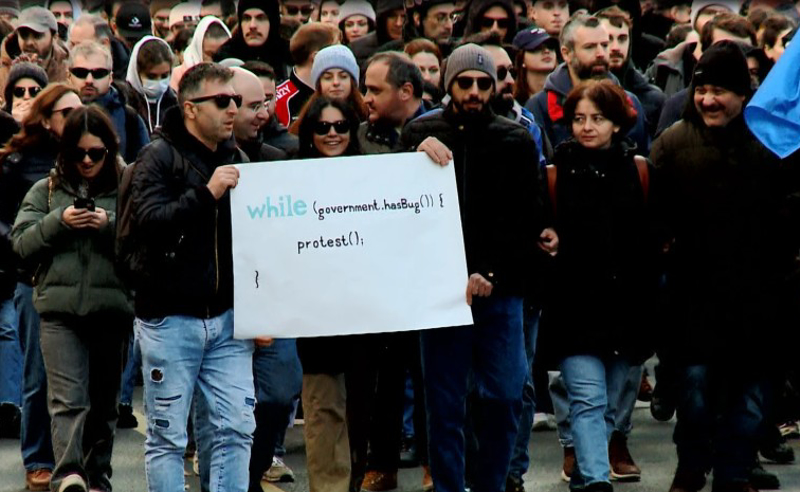 IT სპეციალისტების ამბოხი ქვეყანაში - მთავარი მოთხოვნა ახალი არჩევნებია