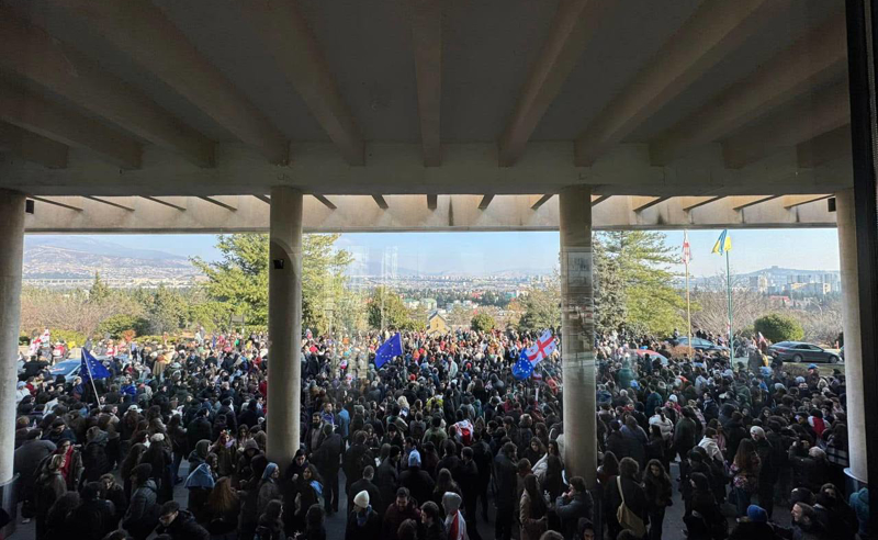 კახა ბენდუქიძის კამპუსი მარშისთვის ემზადება