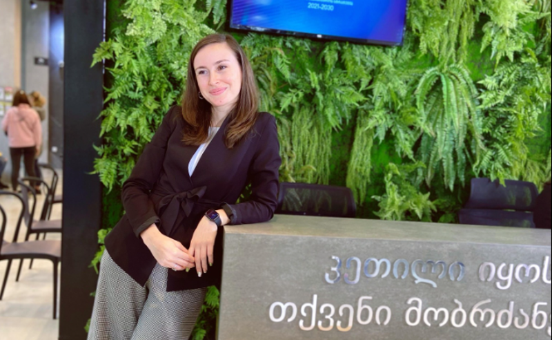 „ახალ წლამდე რამდენიმე საათით ადრე, მივიღე შეტყობინება, რომ 1 თვის ვადაში შეწყდება ჩემთან ხელშეკრულება“ - საჯარო მოხელე