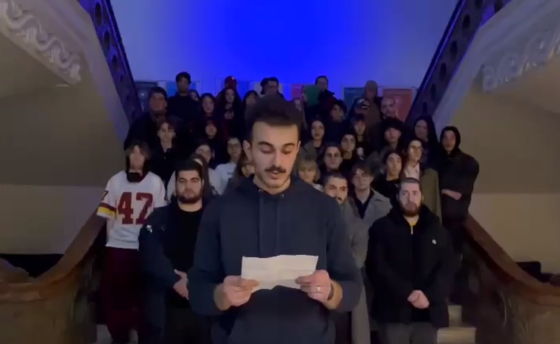 თსუ-ს სტუდენტებმა პირველი კორპუსი დაიკავეს - ახალგაზრდები ბრძოლის სტრატეგიას ცვლიან