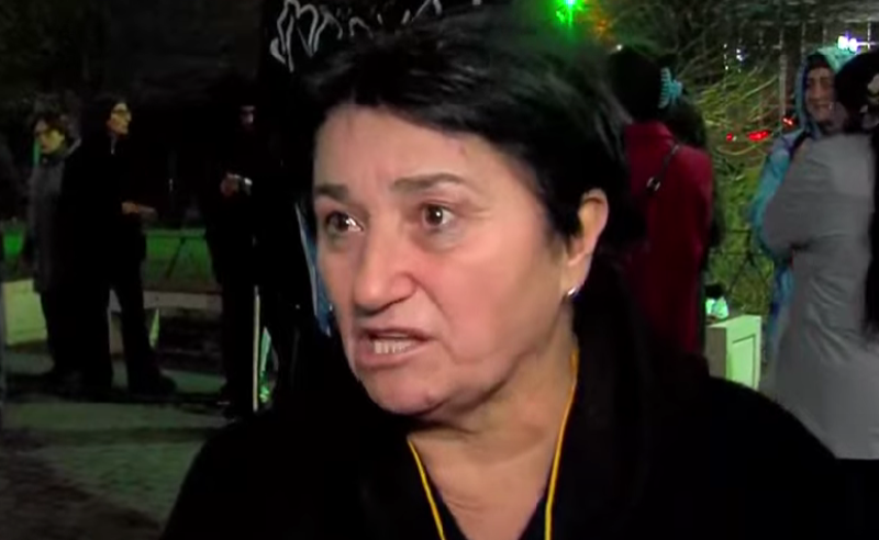 "გუშინ მოსამართლეებთან ომი მოვიგეთ, ისინი დავაჩოქეთ" - სინდისის პატიმრის დედა