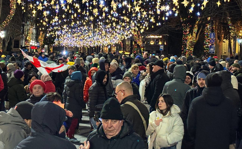 პროტესტის 50-ე დღე - რუსთაველის გამზირი გადაკეტილია