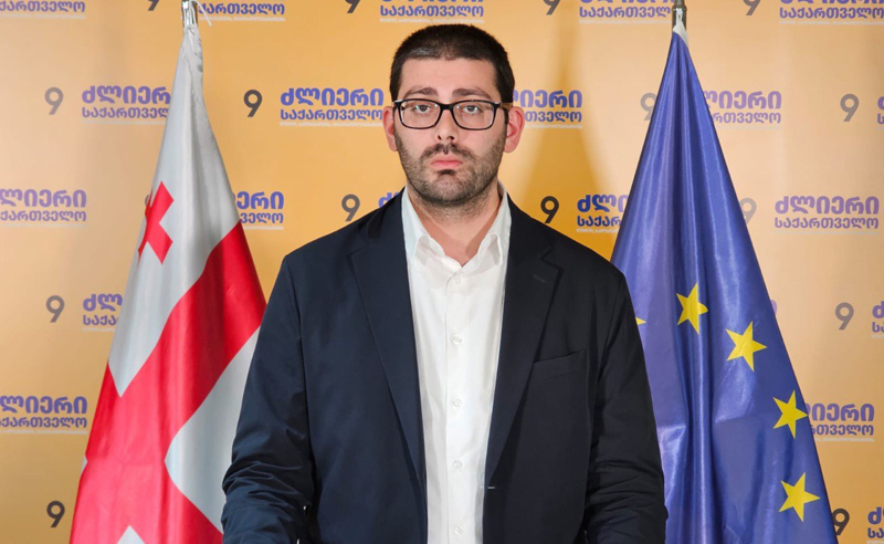 "ძალადობის მკვებავი ხელისუფლებაა" - საბა ბუაძის პირველი კომენტარი თავდასხმის შემდეგ