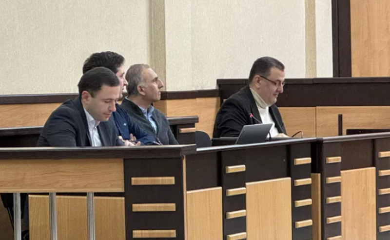 რა ხდებოდა ალეკო ელისაშვილის სასამართლოზე?