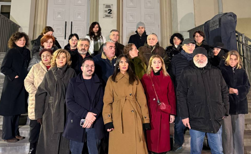 აუცილებელია, ყველა ექიმი 15 თებერვალს ევროპის მოედანზე გამოცხადდეს - მედიკოსების ბრიფინგი