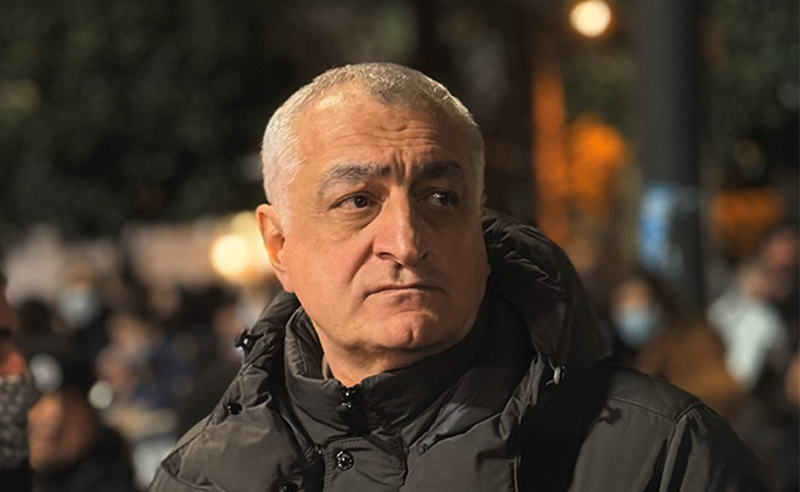 მამუკა ხაზარაძე: სოფლები თოვლის ქვეშ არის ჩამარხული!  გვაქვს მსხვერპლი - სახელმწიფო სტიქიის ზონაში არაფერს აკეთებს!
