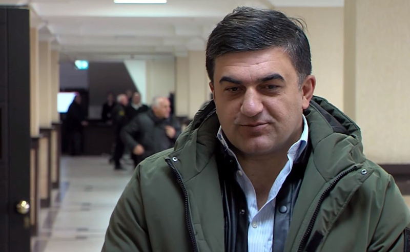 მოსამართლე კობა ჩაგუნავამ ქართლოს ნატროშვილი 500 ლარით დააჯარიმა 