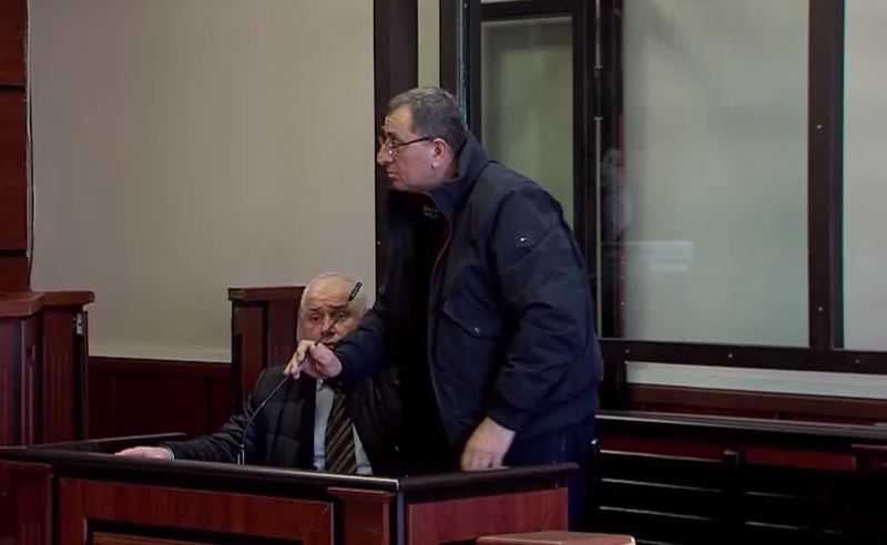ვახტანგ ლემონჯავას რეჟიმი 5-წლიანი პატიმრობით ემუქრება - ბრალდებულს "ოცნების" წევრის მანქანის დაზიანებას ედავებიან