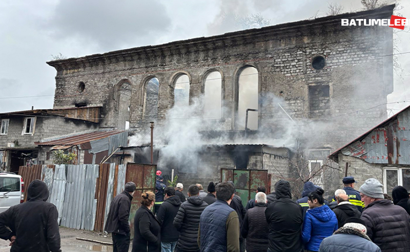 ბათუმში, "ოცნების ქალაქის" დასახლებაში ხანძარი გაჩნდა