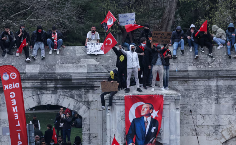 თურქეთში მიმდინარე საპროტესტო აქციებზე 1 333 დემონსტრანტი დააკავეს