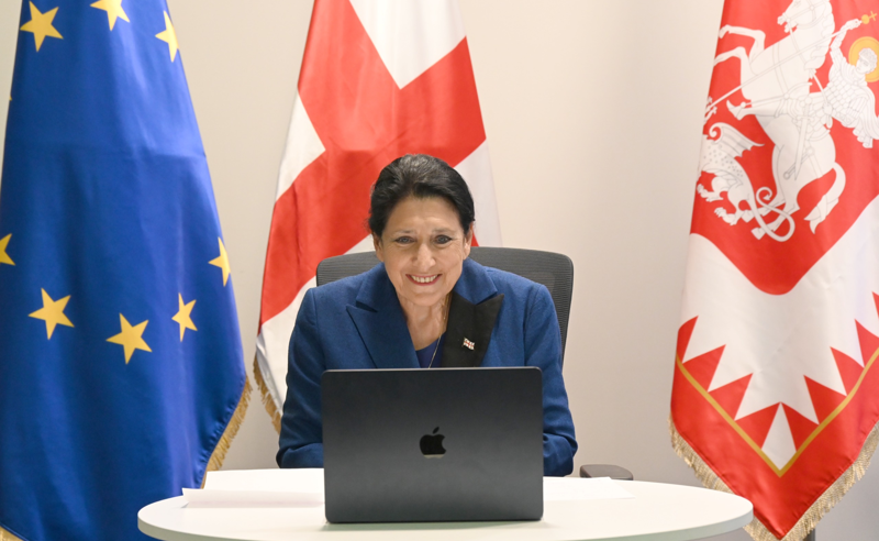 პრეზიდენტი ზურაბიშვილი: საქართველოში იგივე სახელმძღვანელოა, რაც რუსეთსა და ბელარუსში