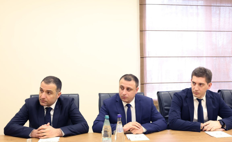 ბათუმის პოლიციის შეფი მზია ამაღლობელის დაკავების შემდეგ საჯარო სივრცეში პირველად გამოჩნდა